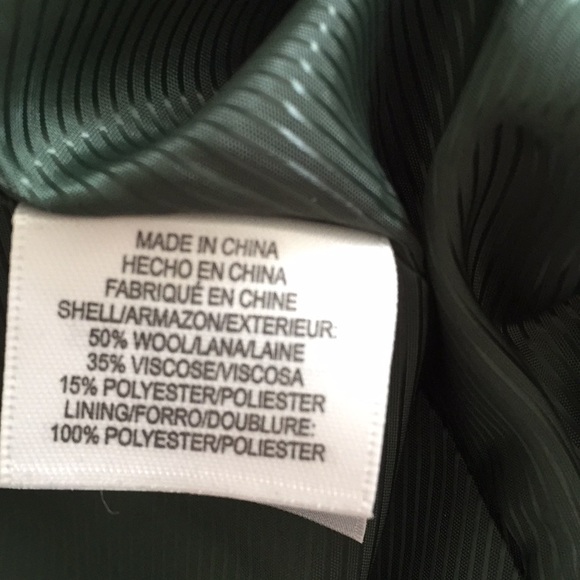 Vintage Liz Claiborne plaid blazer - Picture 7 of 9